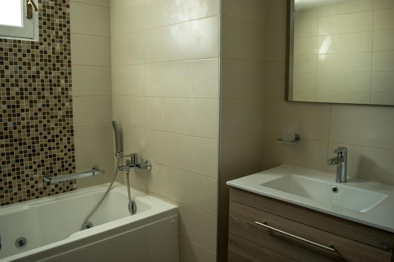 Niriides Luxury Villas Hersonissos  Ngoại thất bức ảnh