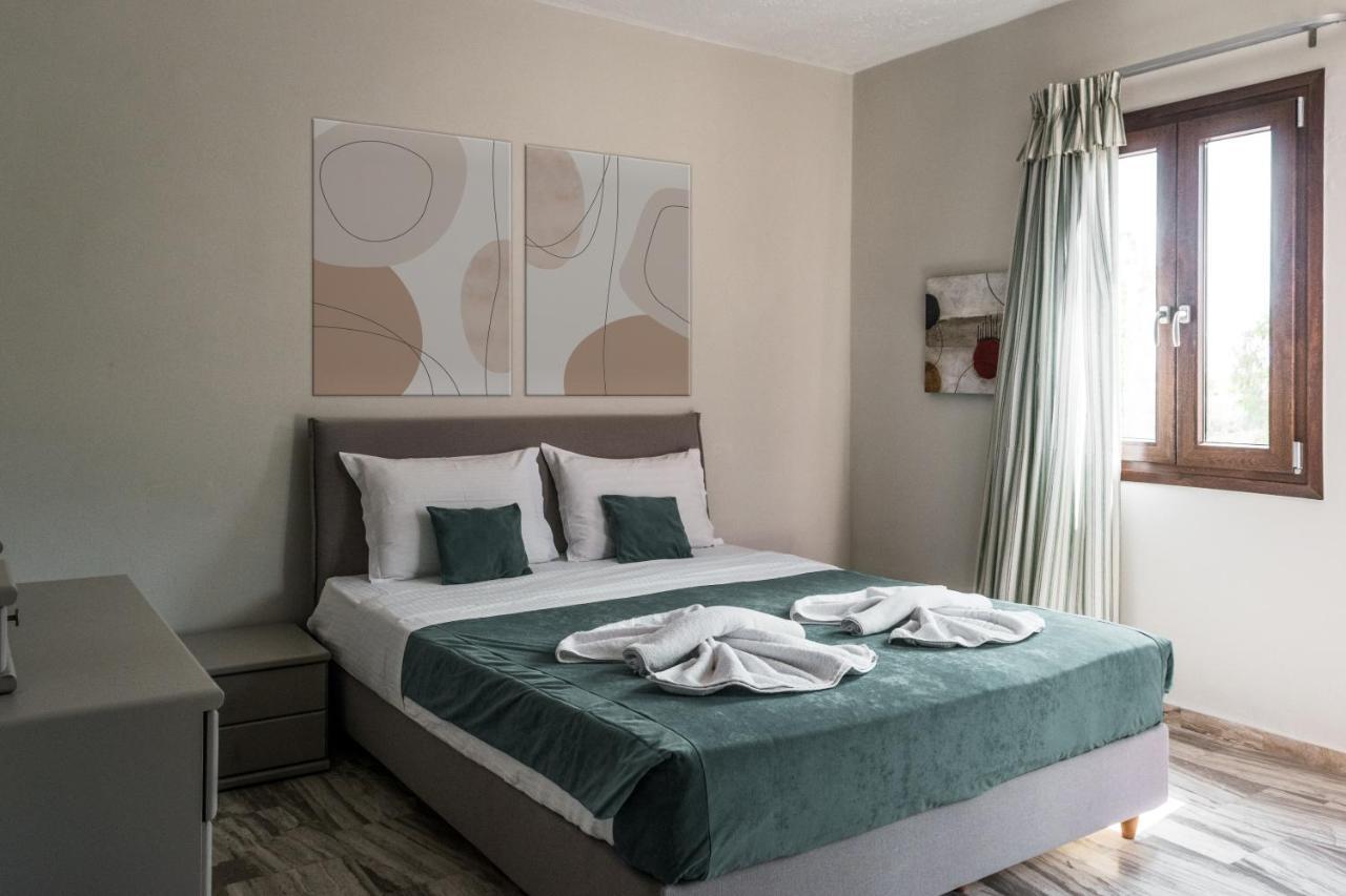 Niriides Luxury Villas Hersonissos  Ngoại thất bức ảnh