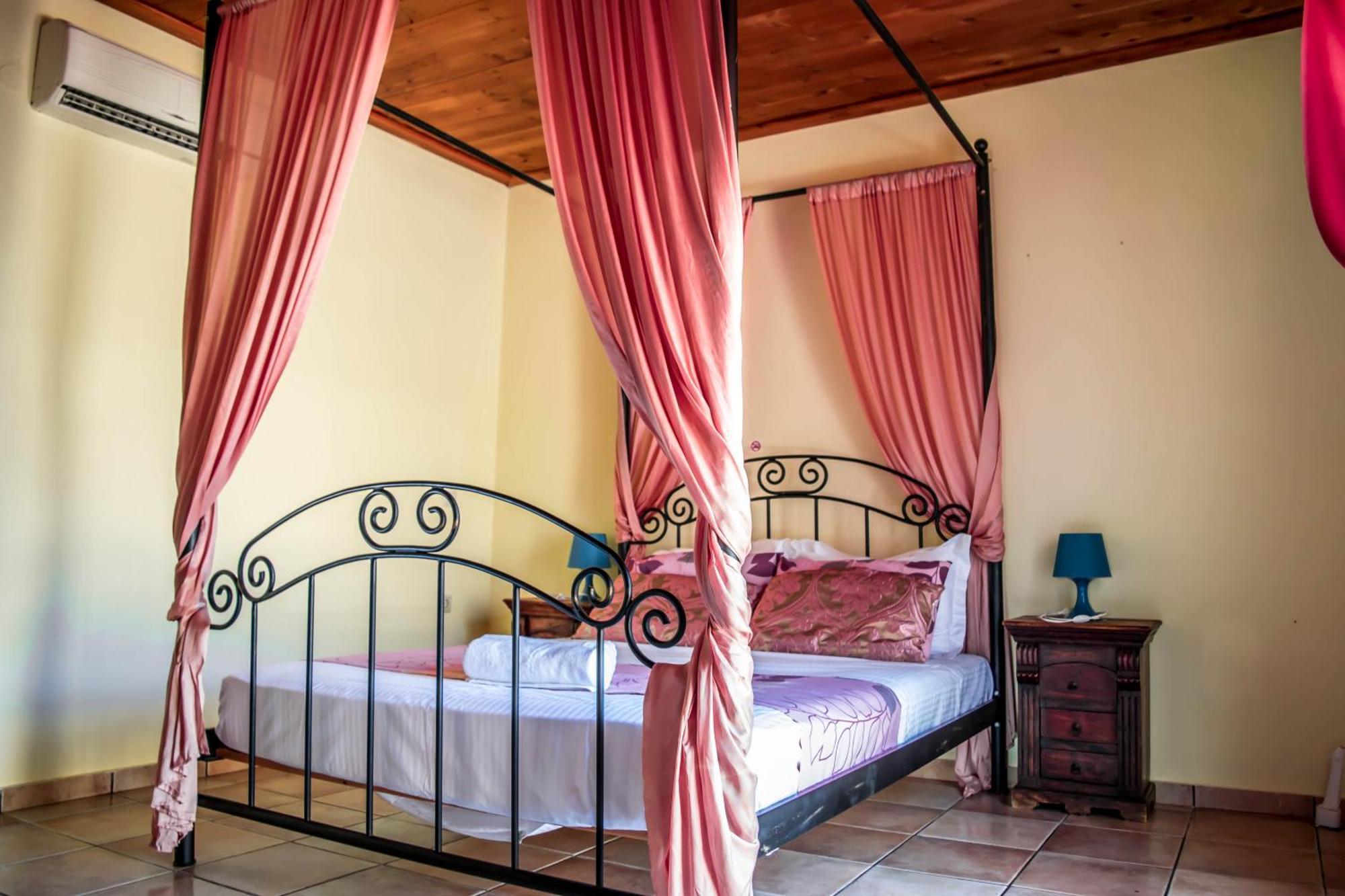 Niriides Luxury Villas Hersonissos  Ngoại thất bức ảnh
